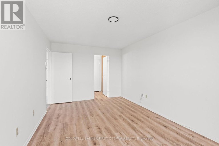 28477843/607-1025-richmond-road/woodroffe/ottawa/ontario/K2B8G8_43