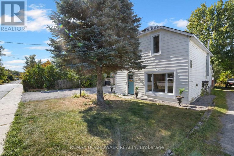 29210498/290-water-street/almonte/mississippi-mills/ontario/K0A1A0_32