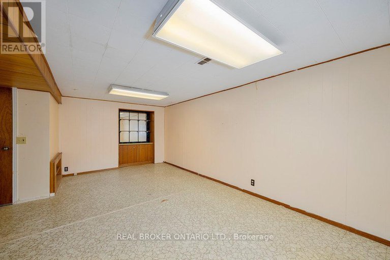 28389803/87-viewmount-drive/meadowlandscrestview/ottawa/ontario/K2G3B9_16