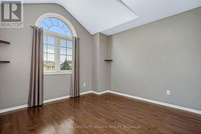 29164113/321-upcountry-drive/stittsville-south/ottawa/ontario/K2S2H6_22