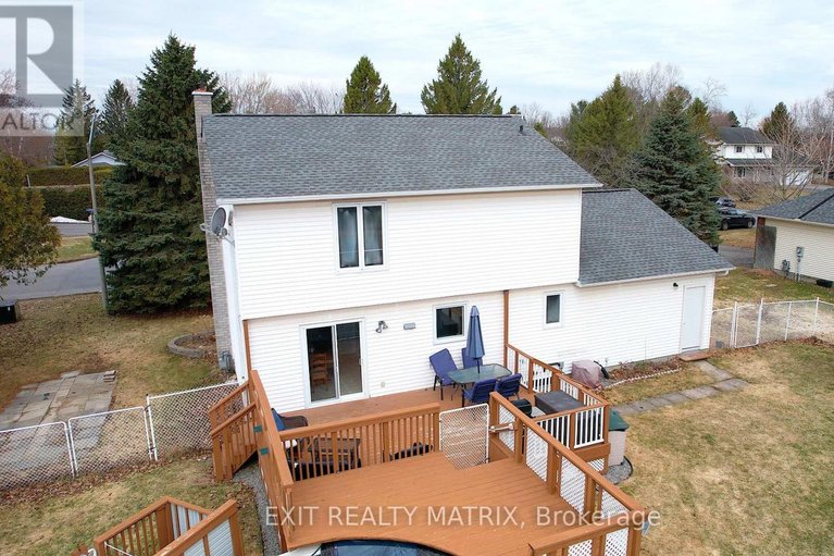 29621628/95-castlebeau-street/embrun/russell/ontario/K0A1W0_34