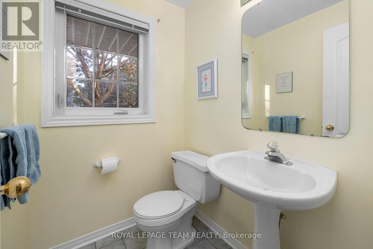 29215746/31-68-grandcourt-drive/centrepointe/ottawa/ontario/K2G5W9_6