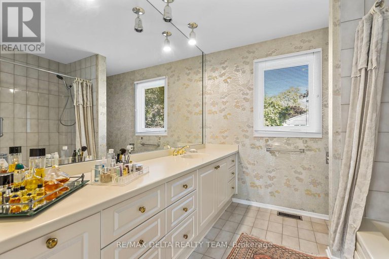 28998330/11-garand-street/urbandale-acres/ottawa/ontario/K1H8M1_24