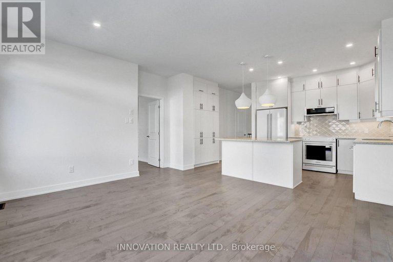 28892274/565-bobolink-ridge/stittsville-south/ottawa/ontario/K2S2P4_17