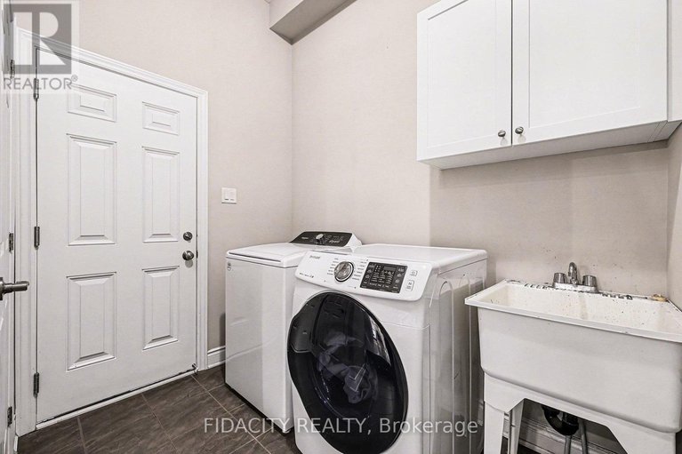 29244731/547-parade-drive/stittsville-south/ottawa/ontario/K2S0X8_27