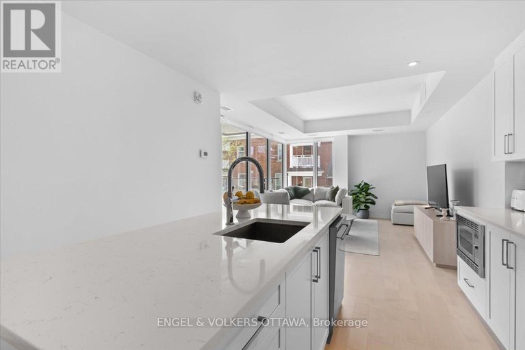 29633493/201-11-galt-street/old-ottawa-south/ottawa/ontario/K1S4R2_4