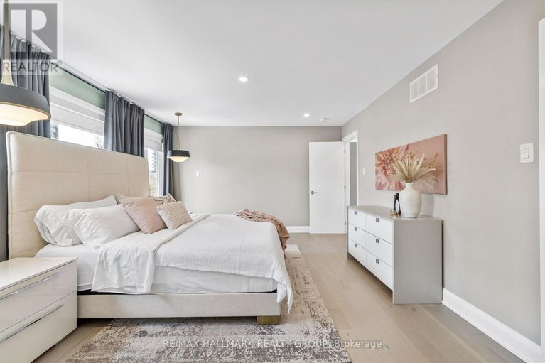 29595159/101-tay-street/westboro-west/ottawa/ontario/K2A2H1_22