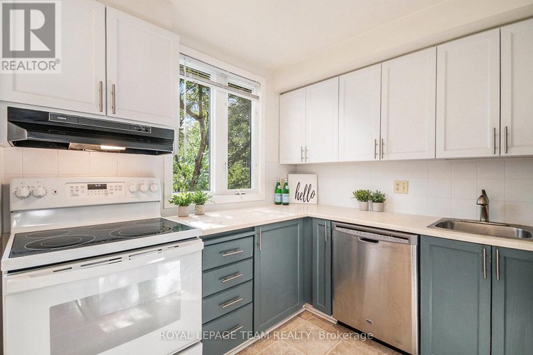 28763965/b-6720-jeanne-darc-boulevard/convent-glen-north/ottawa/ontario/K1C6E9_9