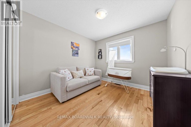 29414460/2424-marble-crescent/town-of-rockland/clarence-rockland/ontario/K4K1P6_35