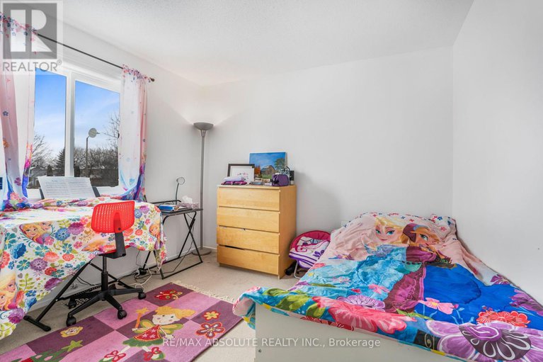 28285105/677-mathieu-way/fallingbrookpineridge/ottawa/ontario/K4A2R6_15