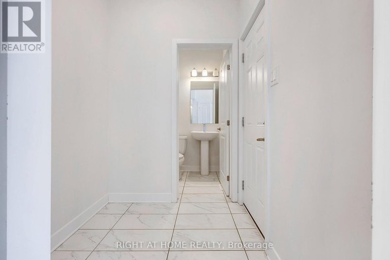 29632848/500-triangle-street/emerald-meadowstrailwest/ottawa/ontario/K2V0M8_4