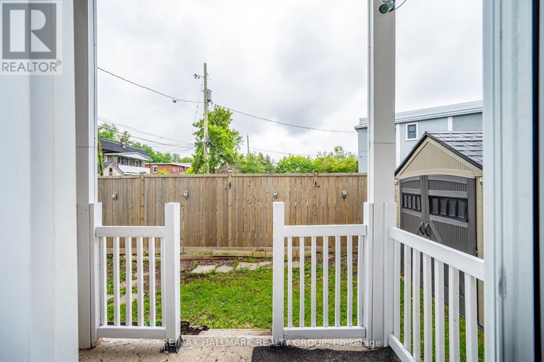 28919153/412-montreal-road/vanier/ottawa/ontario/K1K0V4_22