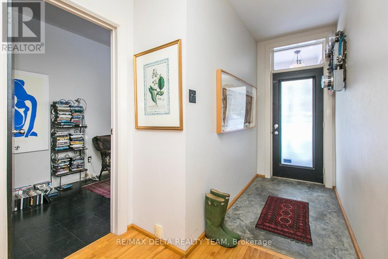 29117353/27-perkins-street/west-centre-town/ottawa/ontario/K1R7G4_18
