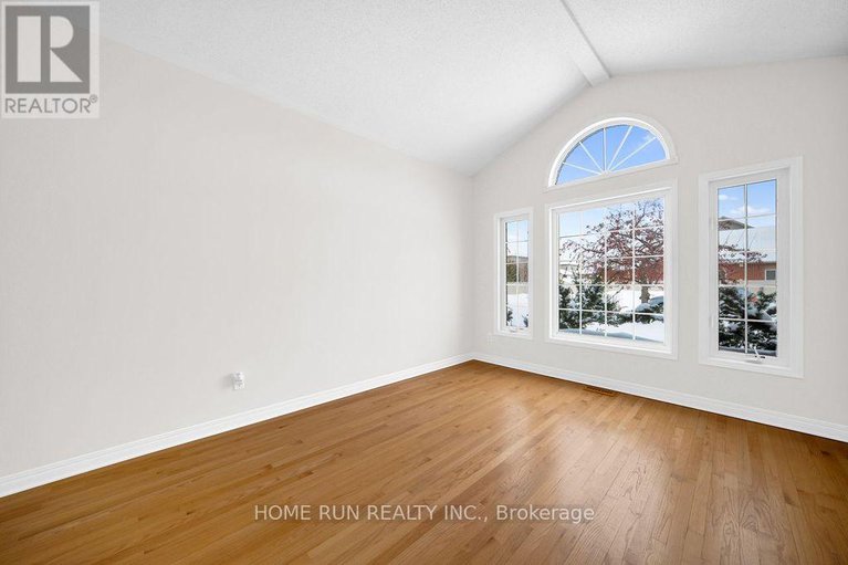 29424088/265-colbert-crescent/ridgemont/ottawa/ontario/K1V2C7_7