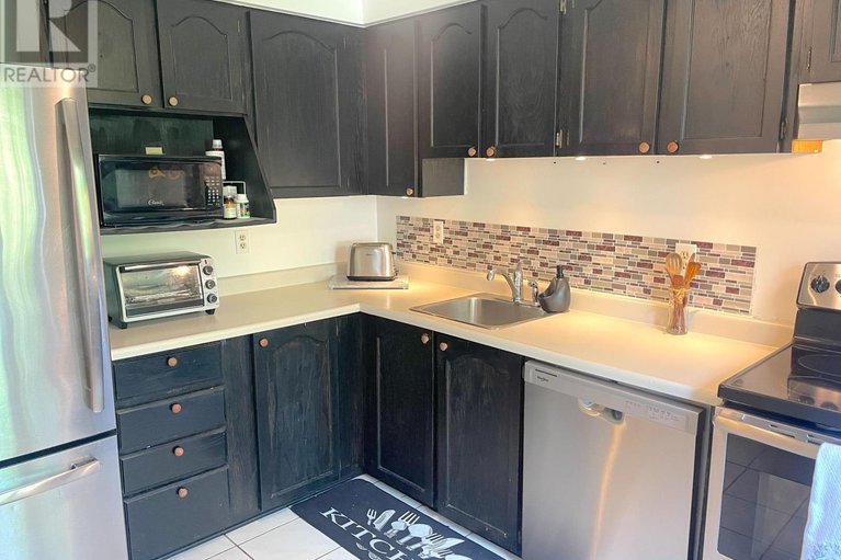 28841165/1471-bryson-lane/sawmill-creektimbermill/ottawa/ontario/K1T2T7_13