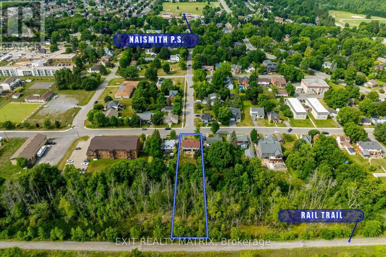 28656018/267-ann-street/almonte/mississippi-mills/ontario/K0A1A0_47