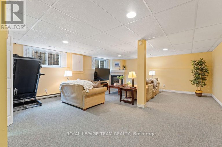 29015991/2684-violet-street/britannia/ottawa/ontario/K2B6X2_35