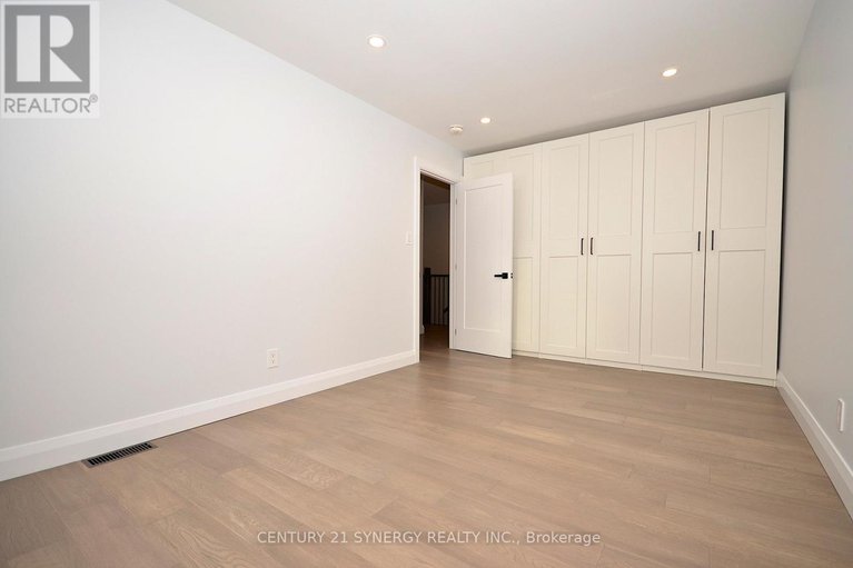 29094498/26-660-hochelaga-street/carson-meadows/ottawa/ontario/K1K2E9_31