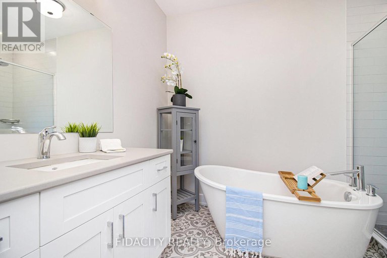 29015117/250-maygrass-way/remainder-of-stittsville-area/ottawa/ontario/K2S2K9_16