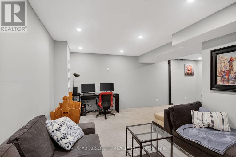 29291112/12-68-king-street/richmond/ottawa/ontario/K0A2Z0_37