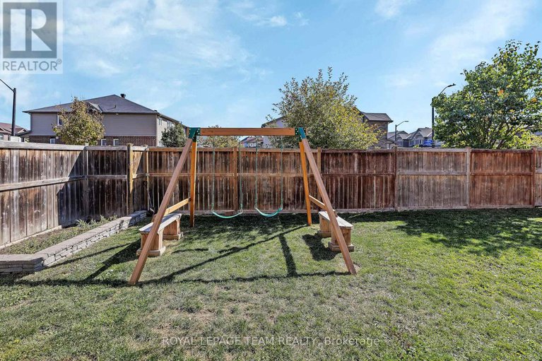 28967262/430-haresfield-court/riverside-southgloucester-glen/ottawa/ontario/K4M0B6_45