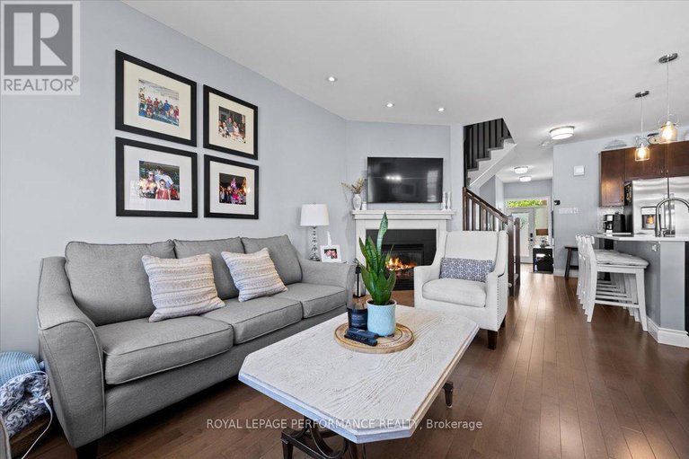 28743482/416-rochefort-circle/avalon-west/ottawa/ontario/K4A0M8_15
