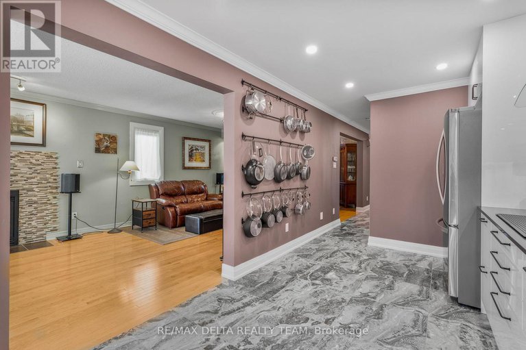 29095359/18-longshire-circle/longfields/ottawa/ontario/K2J4K7_11