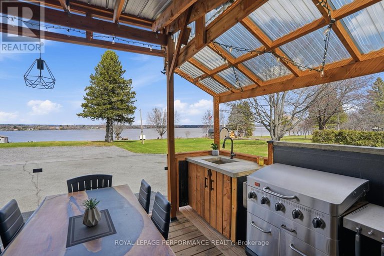 29637412/3595-front-road/east-hawkesbury/ontario/K6A2W5_30