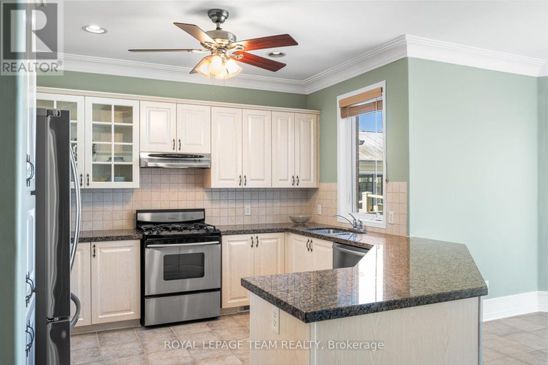 28215682/18-tierney-drive/longfields/ottawa/ontario/K2J4W2_19