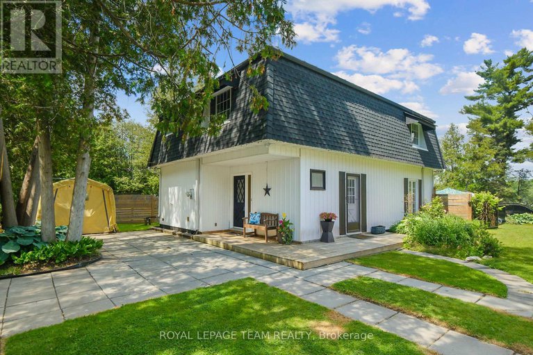 29371442/4440-tranquility-lane/constance-bay/ottawa/ontario/K0A3M0_1