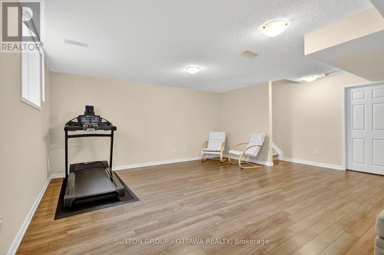 29019846/641-via-campanale-avenue/longfields/ottawa/ontario/K2J4A2_42