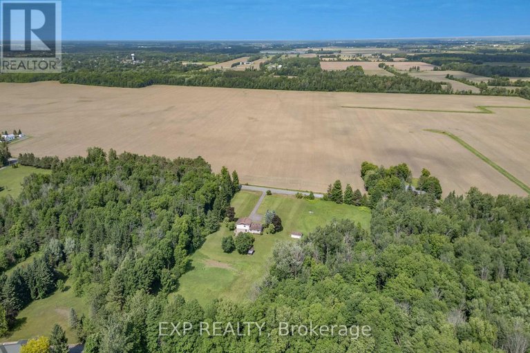 28878898/1376-macdonald-road/russell-twp/russell/ontario/K4R0K1_43