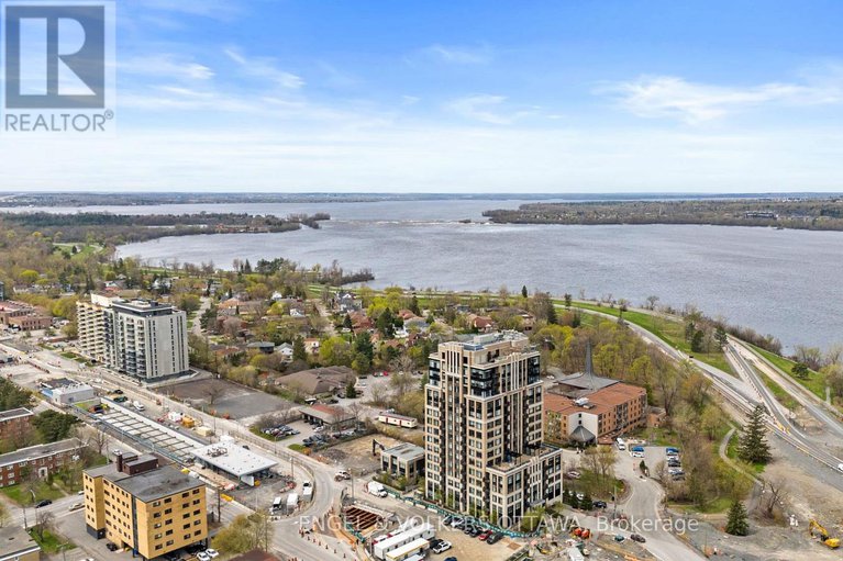 29084366/102-75-cleary-avenue/woodroffe/ottawa/ontario/K2A1R8_32