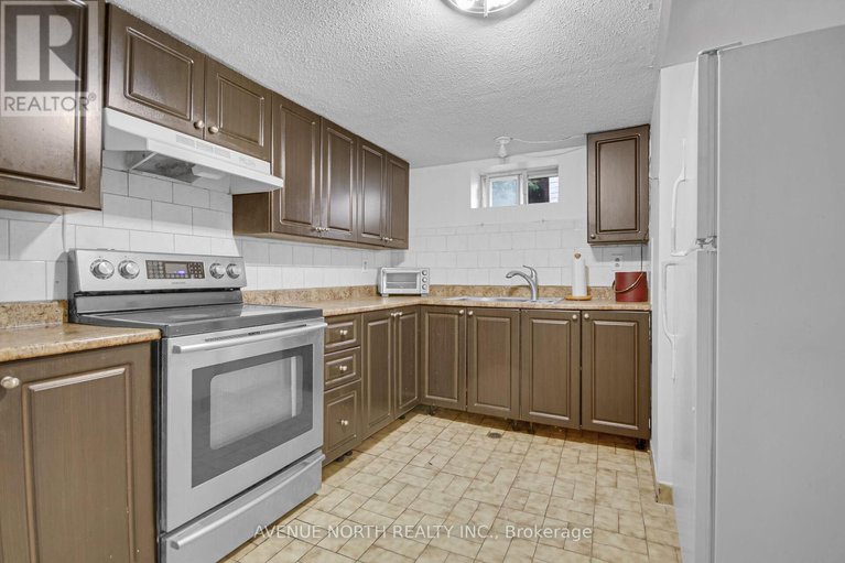 28770167/1254-heron-road/ridgemont/ottawa/ontario/K1V6A9_32