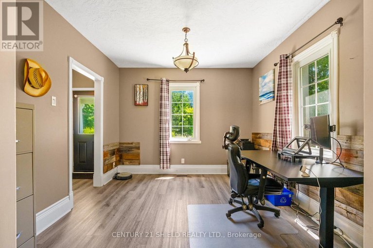 28591676/23-mechanic-street-e/maxville/north-glengarry/ontario/K0C1T0_18