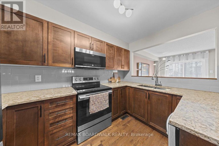 29434399/265-parkrose-private/chatelaine-village/ottawa/ontario/K4A0N8_21