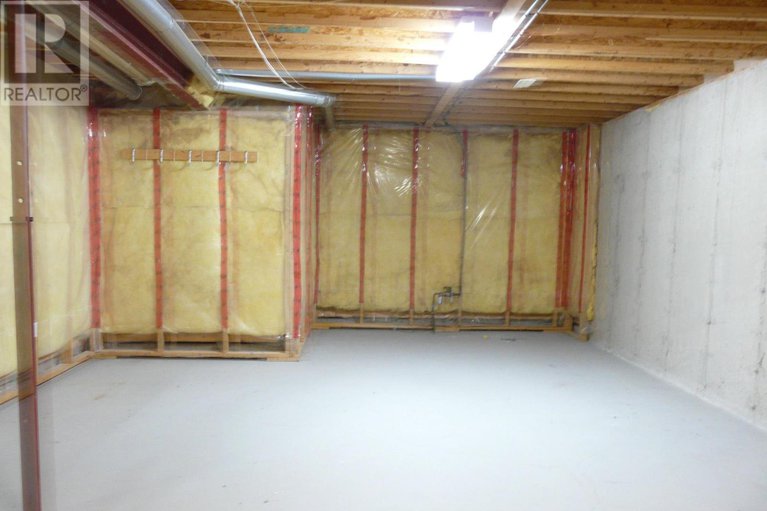 29043217/1172-foxborough-private/beaconwood/ottawa/ontario/K1J1E2_30