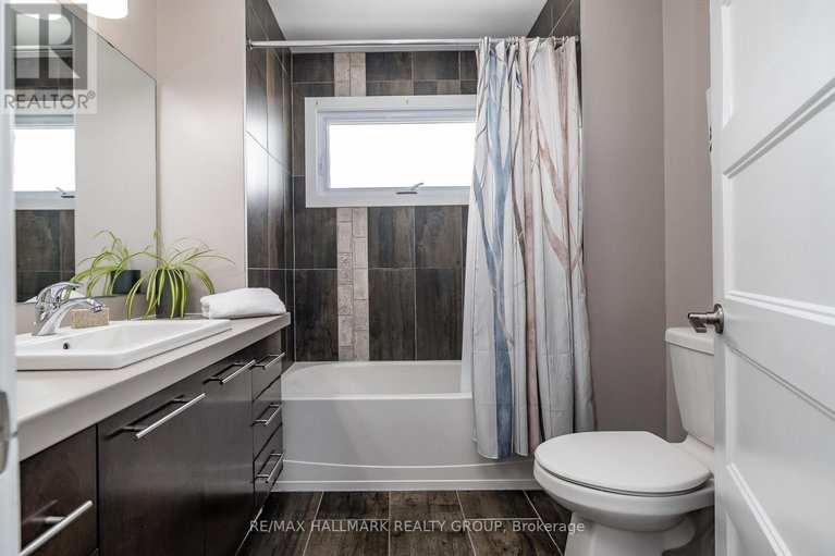 28347410/87-cobblestone-drive/village-of-russell/russell/ontario/K4R0B2_36