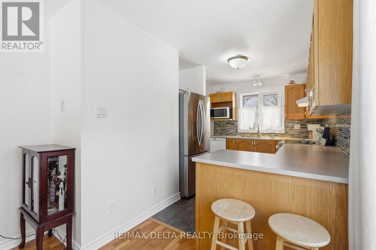 29445828/301-bonavista-street/town-of-rockland/clarence-rockland/ontario/K4K1N8_19