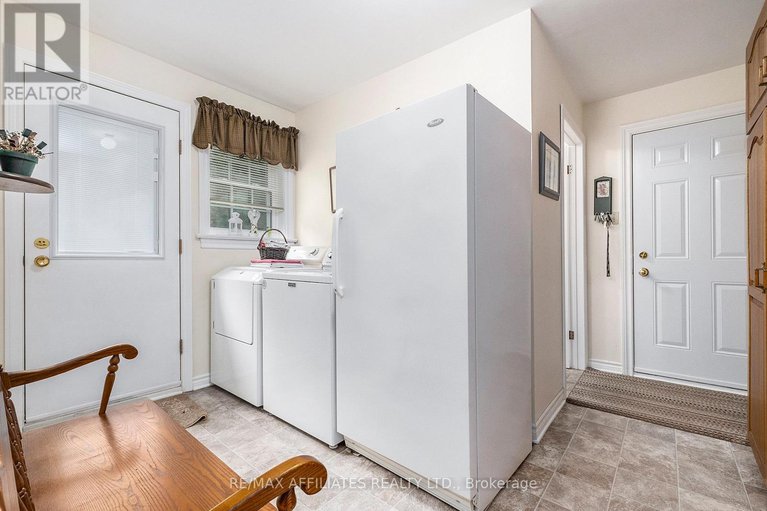 28549907/249-bracken-avenue/drummondnorth-elmsley-north-elmsley-twp/drummondnorth-elmsley/ontario/K7A4S4_20