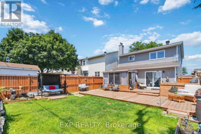 28509439/2092-legrand-crescent/queenswood-heights-south/ottawa/ontario/K1E3T6_21