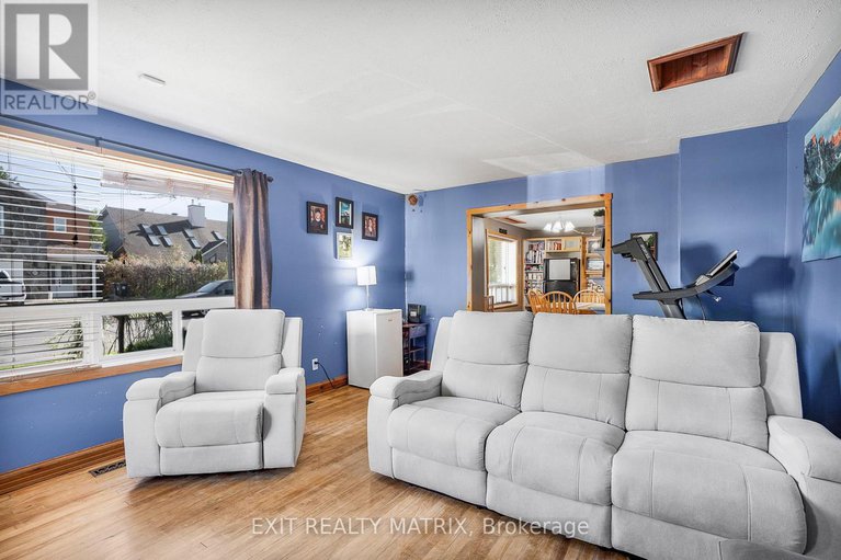 28379387/1018-sinclair-street/hawkesbury/hawkesbury/ontario/K6A1E5_4