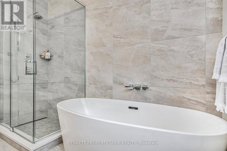 28406441/396-shoreway-drive/greely/ottawa/ontario/K4P0G2_16