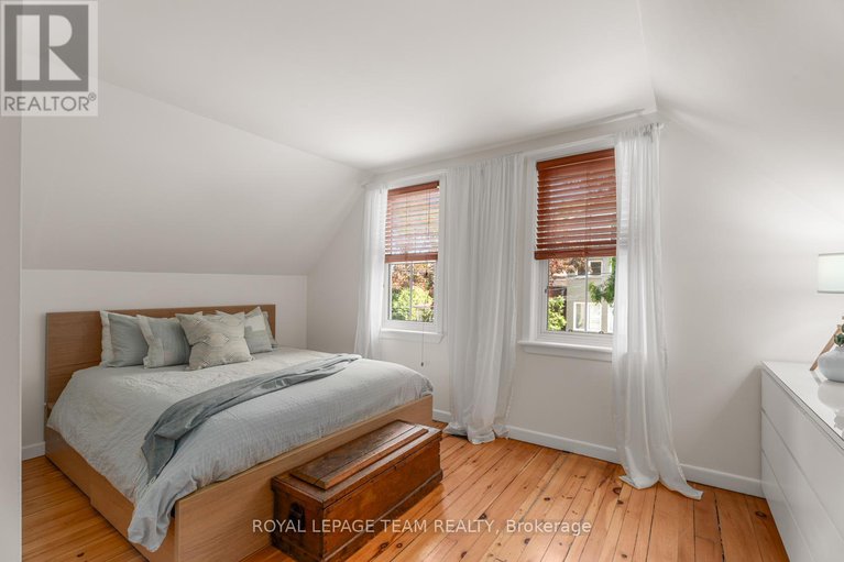 28463800/17-electric-street/lindenlea/ottawa/ontario/K1M1X5_13