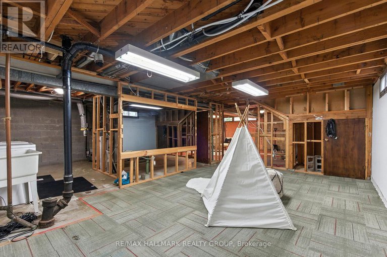 28828000/756-cummings-avenue/castle-heightsrideau-high/ottawa/ontario/K1K2L1_22