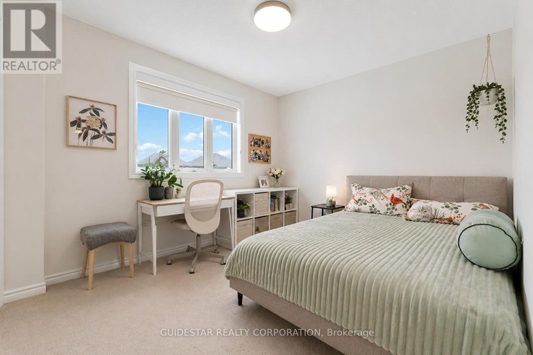 29676127/30-oxalis-crescent/emerald-meadowstrailwest/ottawa/ontario/K2V0J6_21