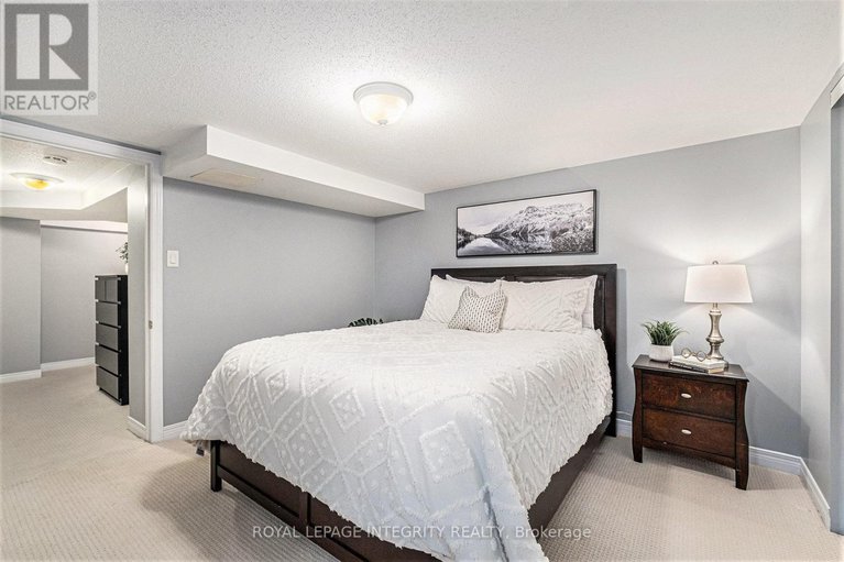 28620612/16-ember-glow-court/stittsville-central/ottawa/ontario/K2S1C3_33