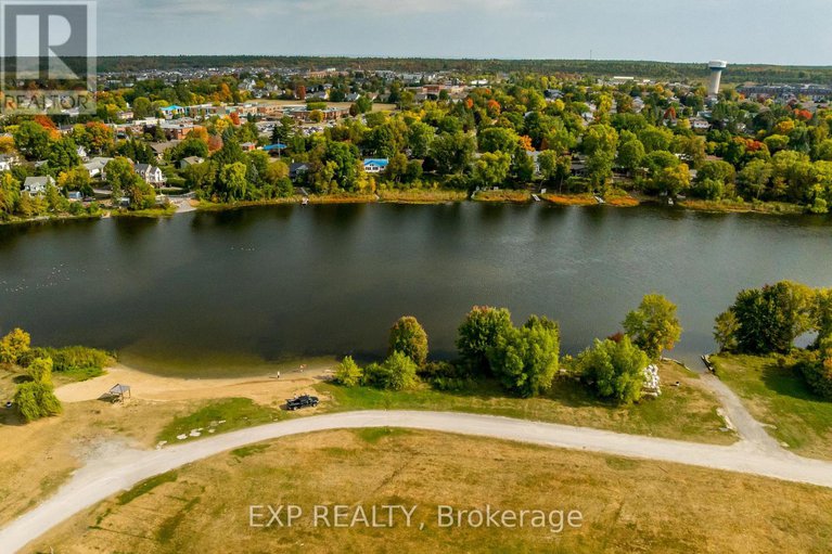 29248960/74-malcolm-street/almonte/mississippi-mills/ontario/K0A1A0_45