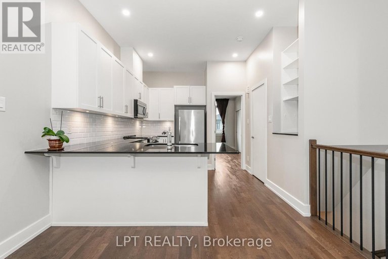 29175936/10-57-bergeron-private/chapel-hill/ottawa/ontario/K1C0C2_11