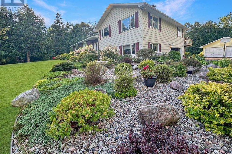 29410189/128-burns-drive/mcnabbraeside-twps/mcnabbraeside/ontario/K0A1G0_45